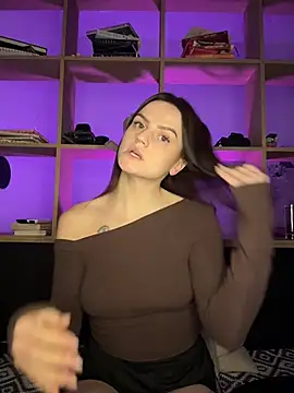 HolyAmy Obrolan Langsung XXX