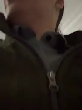 Ariana-07's Live XXX Chat