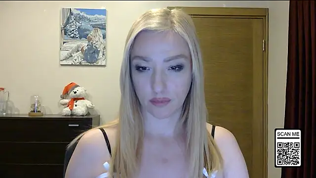 XXX chat uživo modela Wild_Silk_Desire