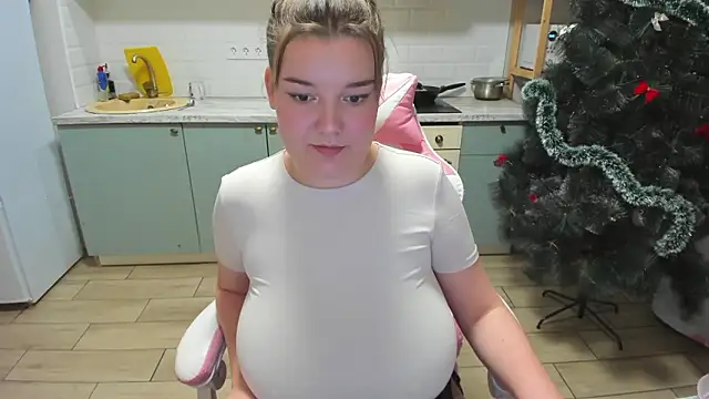 LinaElasm's Live XXX Chat