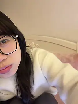 Ella-AAAAA's Live XXX Chat