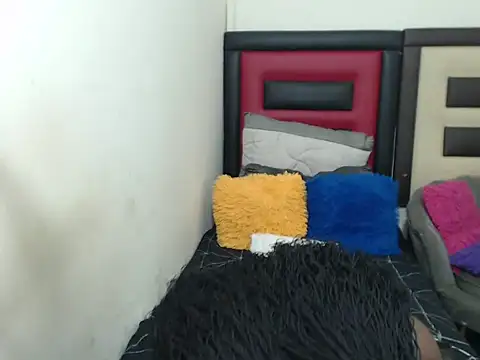 CrabbingRenting Adlı Modelin Canlı XXX Sohbeti