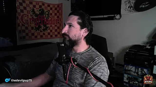 โชว์เว็บแคมของ DevilPup75_