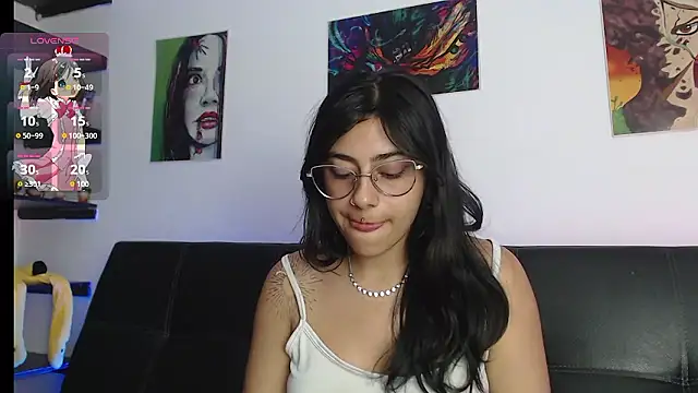 Laramucci's Live XXX Chat