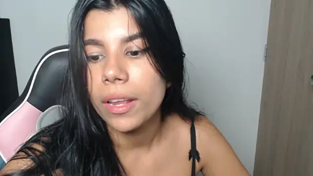 AlejandraScott: онлайн-секс-чат