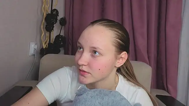 BibiStapler's Live XXX Chat