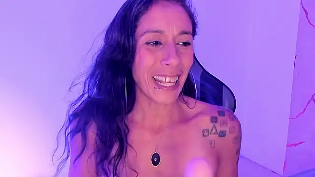 Maya_Storm_'s Live XXX Chat