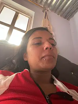 cinthia2011's Live XXX Chat