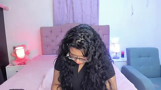 Latinabombsheell's Live XXX Chat