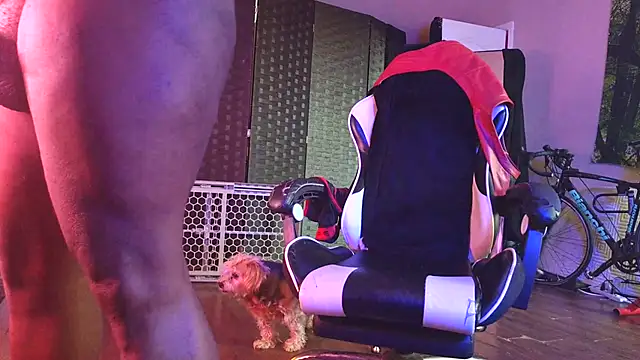 bigshh8's Live XXX Chat