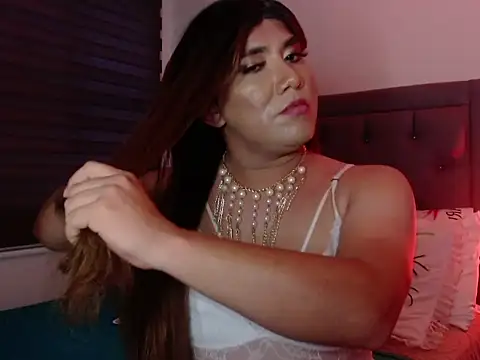 k_i_m_o_r_a_h's Live XXX Chat