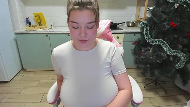 LinaElasm's Live XXX Chat