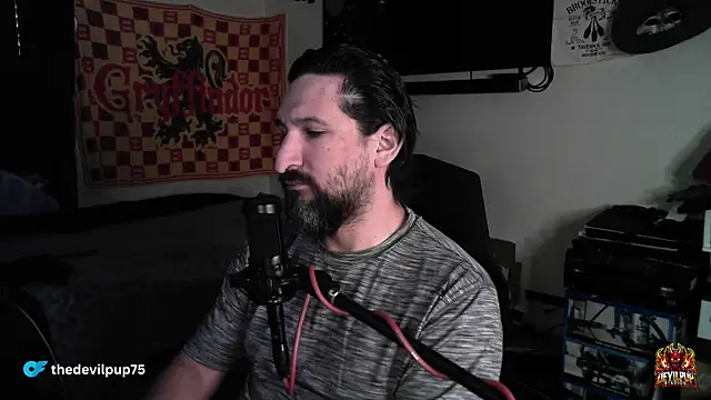 โชว์เว็บแคมของ DevilPup75_