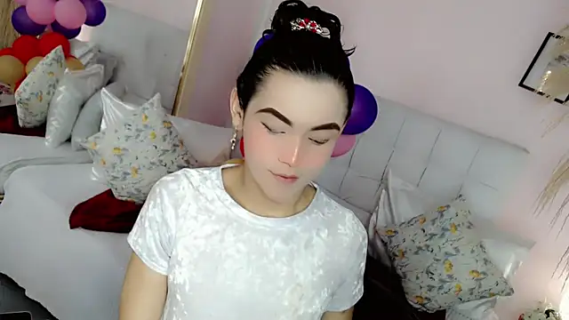 nathalialoes1 Chat XXX live