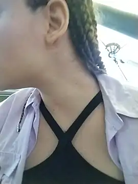 SirenRouge_69's Live XXX Chat