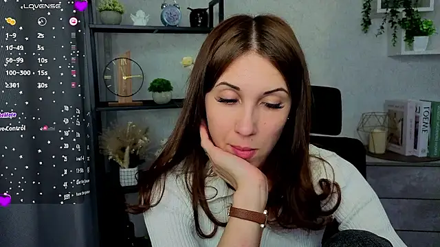 DreamVelour: онлайн-секс-чат