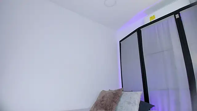 niicole_steele_'s Live XXX Chat