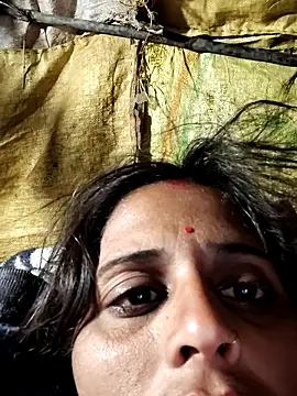 Bhavna8080's Webcam Show