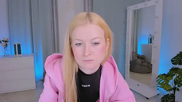 Laly_Peach's Live XXX Chat