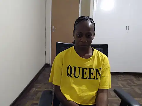 QUEENMANDYY Live XXX Chat