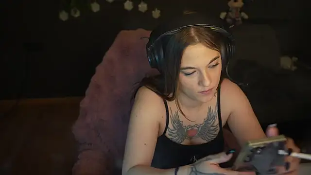 Luna_Lynn 现场XXX聊天