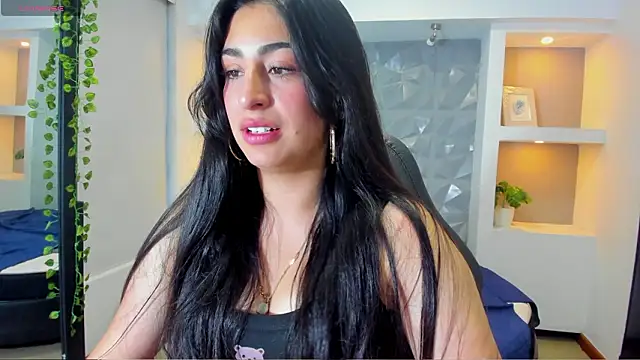 Katty_love01's Live XXX Chat