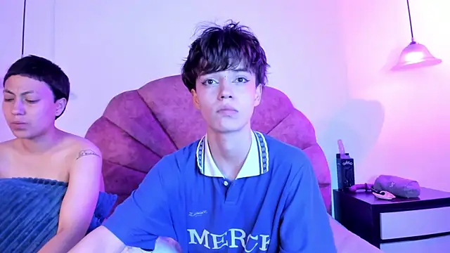 Brenda_Tina's Live XXX Chat