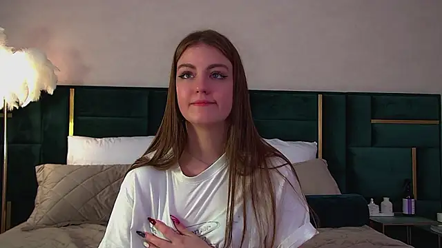 SofiaSarvain's Live XXX Chat