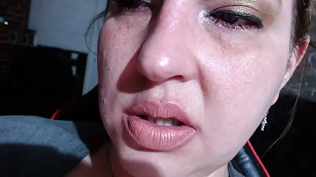 piticaforever's Live XXX Chat