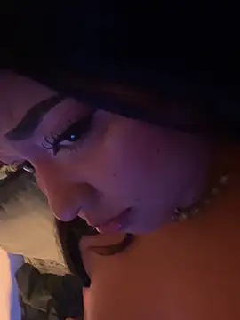 Isabella_Belmont 现场XXX聊天