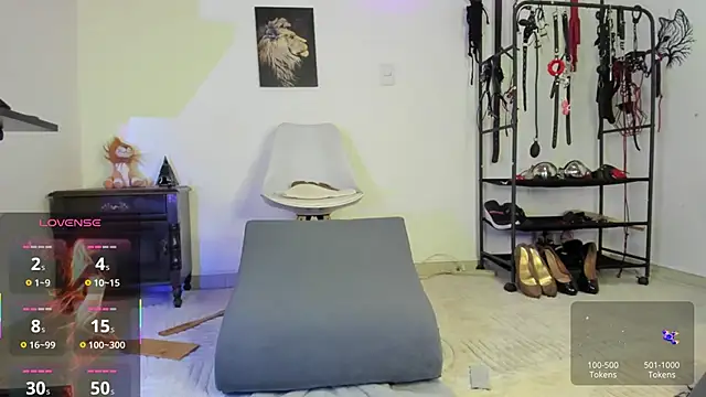 ariannaconnor_: απευθείας συνομιλία ΧΧΧ