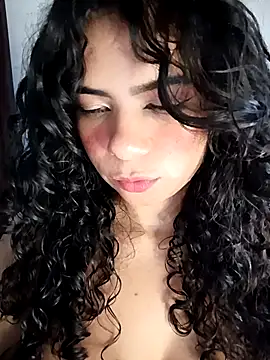 Simone_Miller 现场XXX聊天