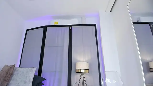 niicole_steele_'s Live XXX Chat