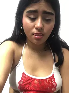 Chat XXX en directo de Nara_Bloom