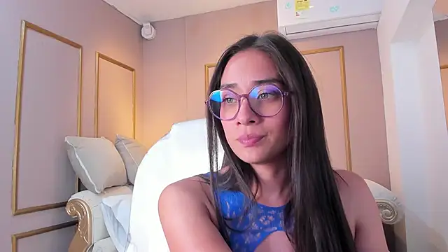 NahimiThompson 现场XXX聊天