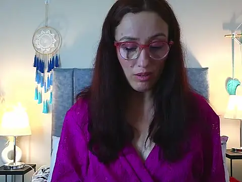 IberianMoonMK's Live XXX Chat