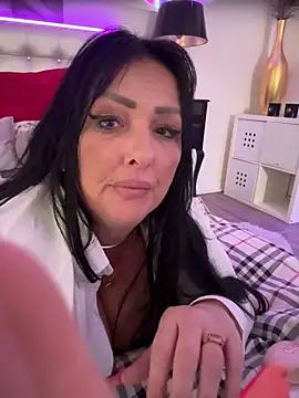 TiffanyRoxx's Live XXX Chat