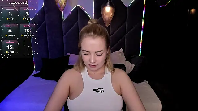 StephanieSweety élő XXX-chatje