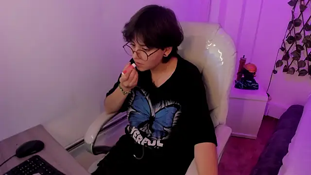 Nathaly_ds Chat XXX in diretta