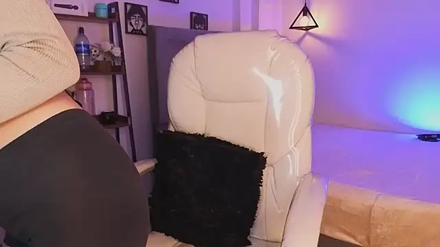 Miller_Vanessa_ Chat XXX live