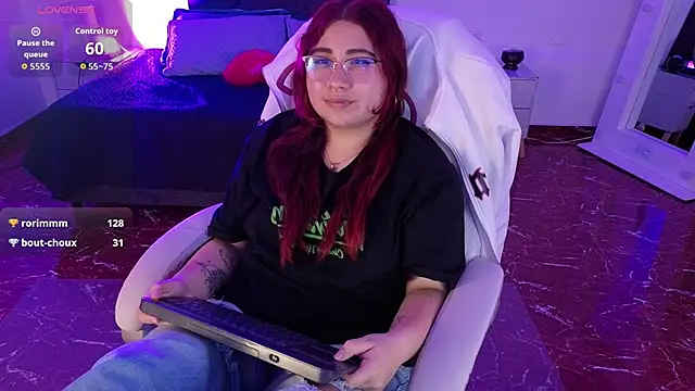 دردشة littlee_red الجنسية المباشرة