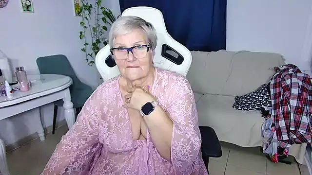 Selenna57's Webcam Show