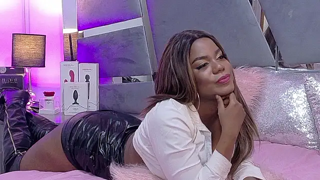 LorraiineJohnson Live XXX-Chat