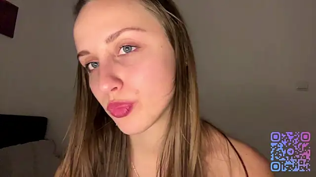 XXX chat uživo modela EvaRenard