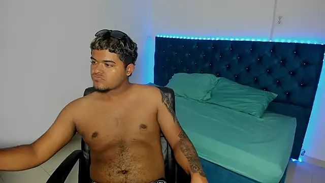 jordan_colman's Webcam Show