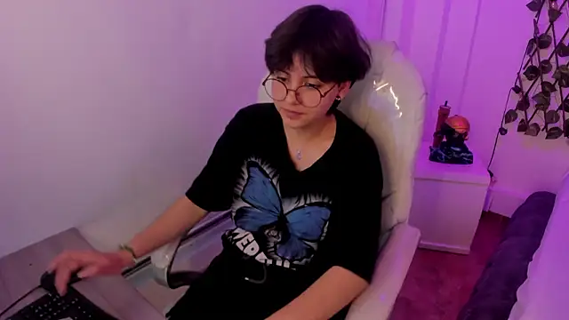 Nathaly_ds' Live XXX Chat