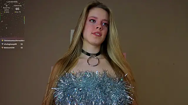 TiffinyMergist Show in webcam