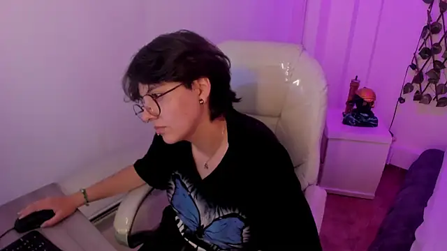 Nathaly_ds' Live XXX Chat