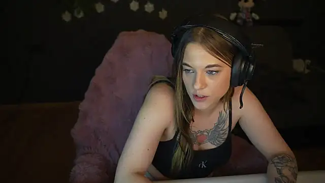 Luna_Lynn's Live XXX Chat