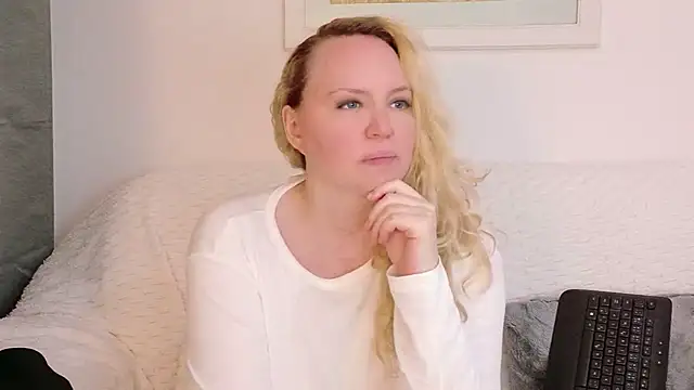 Sembang XXX Secara Langsung Sarah4you